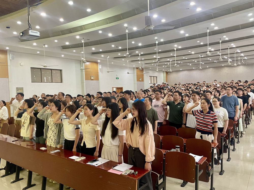 c7e2ff30b4a54fa5ae66c9cea374899d.jpg c7e2ff30b4a54fa5ae66c9cea374899d.jpg