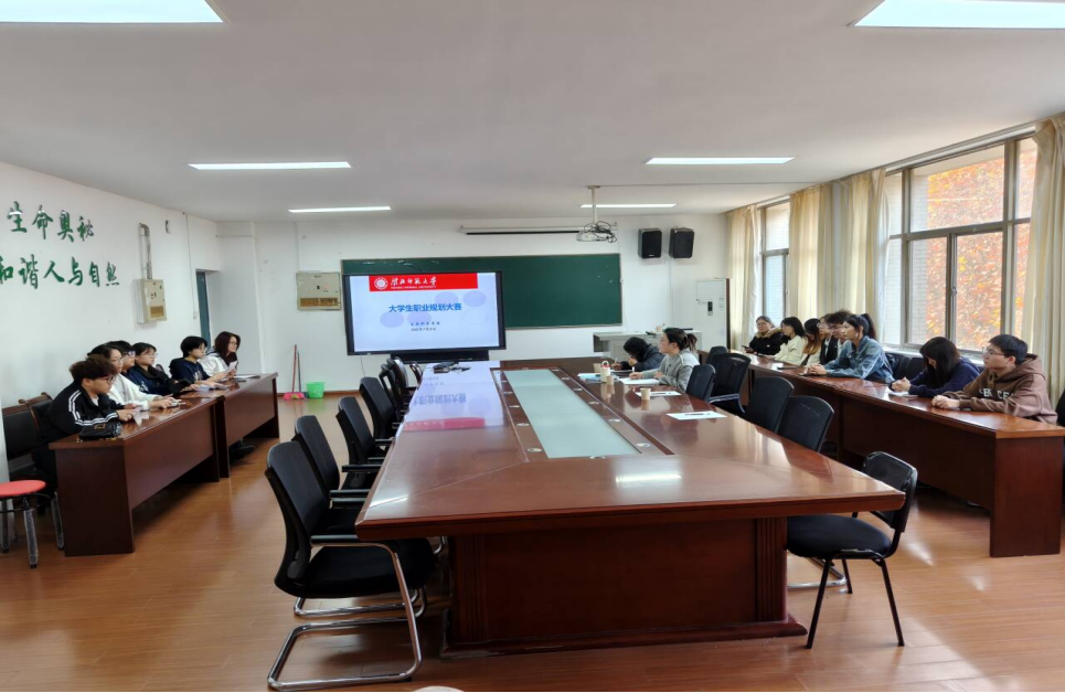 7cc63040c67940d28ba7072399f52d5d.png 7cc63040c67940d28ba7072399f52d5d.png