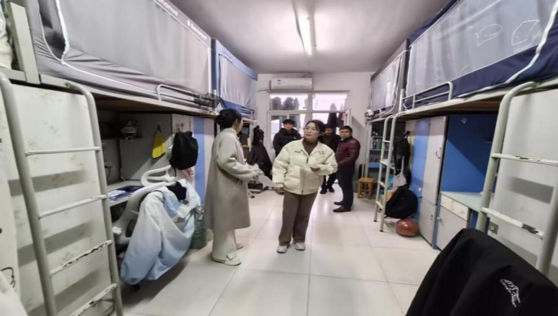 f2e24625070d40a893e57da716a7f34b.png f2e24625070d40a893e57da716a7f34b.png