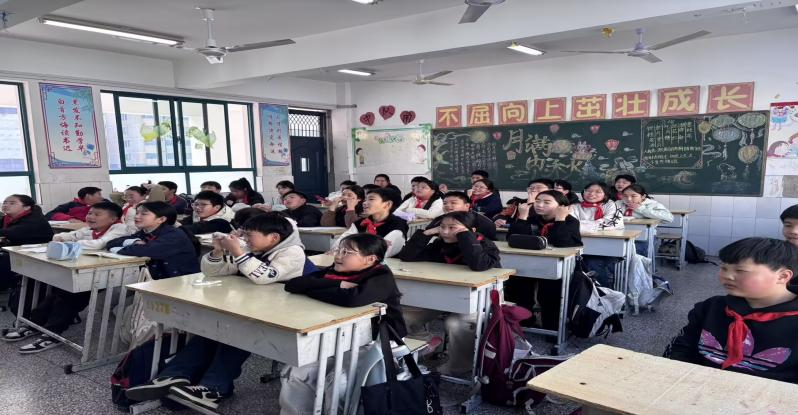 3abdcb45242649c6af6a9253372b8683.png 3abdcb45242649c6af6a9253372b8683.png