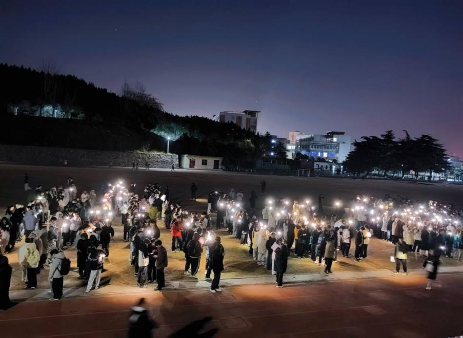 edb219f33c4544d39bb667ab478bf34c.png edb219f33c4544d39bb667ab478bf34c.png